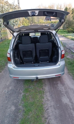 Toyota Avensis Verso cena 10900 przebieg: 310000, rok produkcji 2004 z Sławków małe 106